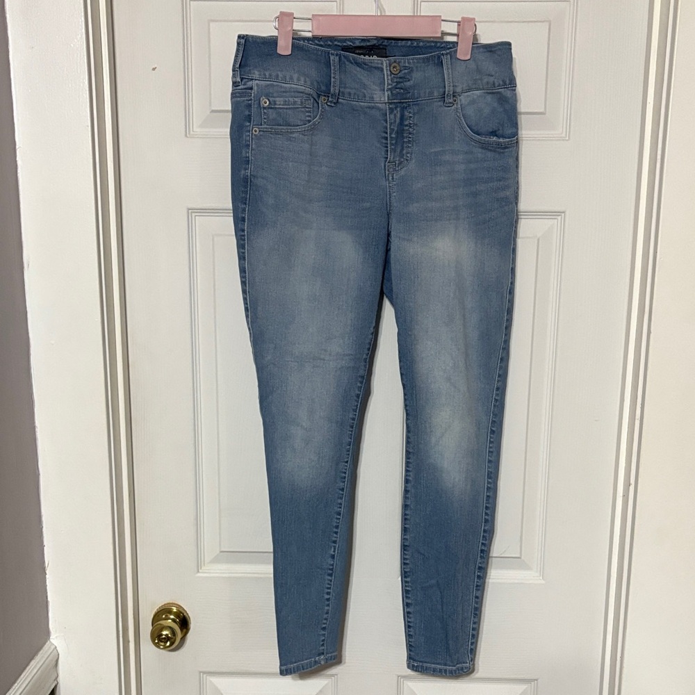 Like new Torrid Light Blue Women's Skinny Jeans